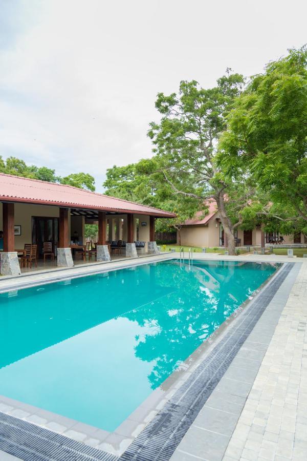 Yala Chalets By Lalan Leisure Kirinda  Esterno foto